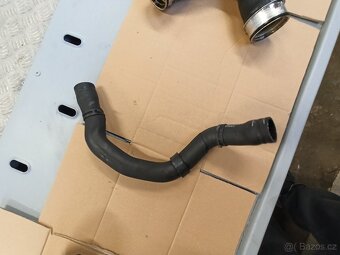 ŠKODA OCTAVIA 2. - 2.0TDi 125KW BMN - PŘÍSLUŠENSTVÍ MOTORU - 17