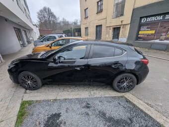 Mazda 3 2.2 D, 6MT, 2014 – pravidelný servis, spolehlivá - 17