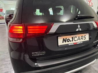 Mitsubishi Outlander 2,3 DI-D INTENSE+ 4WD 7MÍST DPH - 17