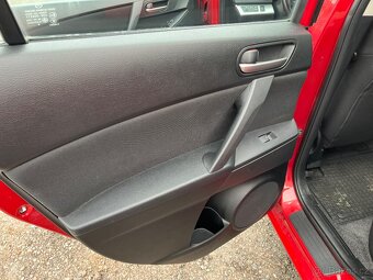 Mazda 3 2.0 benzin 110 kw - 17