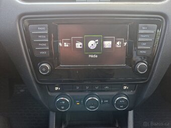 Škoda Octavia 1,6 TDI 81kW DSG Ambition Combi - 17