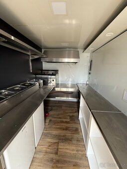 Foodtruck, prodejní stánek gastro - TOP stav. - 17
