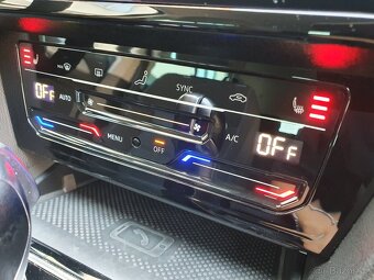 Volkswagen Passat GTE B8 Variant 1.4TSI 160kW DSG Virtual - 17