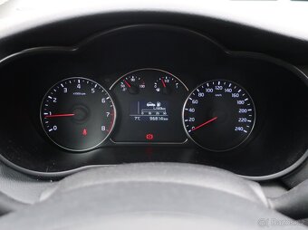 Kia Carens 1.6GDI 99kW EXCLUSIV 1MAJITEL ČR SERVISKA - 17
