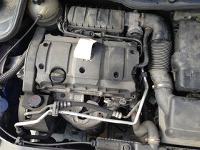Peugeot 206 CC 2,0i 100kW 2004 - RFN - díly - 17