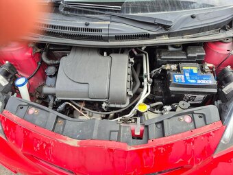 prodám toyotu aygo - 17