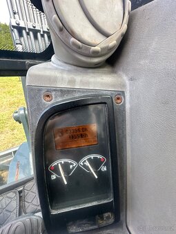 Pásový bagr Volvo ec60c 2012 - 17