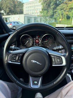 Jaguar R-Sport XF 3.0 Diesel Top Výbava, perfektní stav - 17