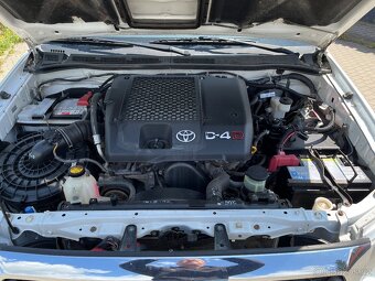 Toyota Hilux 2.5 TD naj: 69837 km - 17
