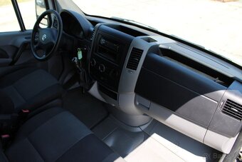 Volkswagen Crafter 2.0 TDI,L2H2,KLIMA,ČR - 17