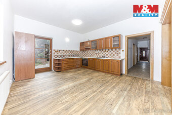 Prodej rodinného domu, 295 m², Praha, ul. Dobrošovská - 17