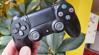 SONY PlayStation 4 + PlayStation VR + PS CAMERA + HRY - 17