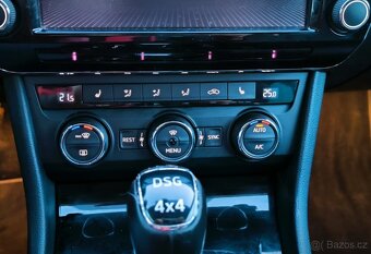 ŠKODA SUPERB 2.0 Tsi 206 Kw DSG  4x4 - 17