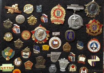 odznaky - různé druhy, sport, armáda i jiné - 17