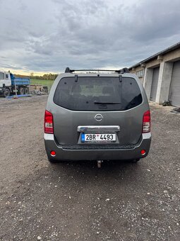 Nissan pathfinder 2006 - 17