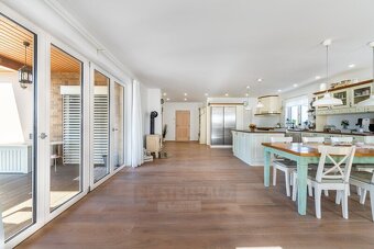 Prodej novostavby rodinného domu, 160 m2, pozemek 1602m2, Bl - 17
