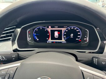 VW Passat B8 Variant 2.0 TDI 110kW Man Navi Tažné Panorama - 17