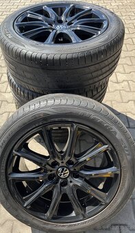 Volkswagen T5, T6 alu 8,5x18 5x120 ET50 pneu 255/45/18 103V - 17