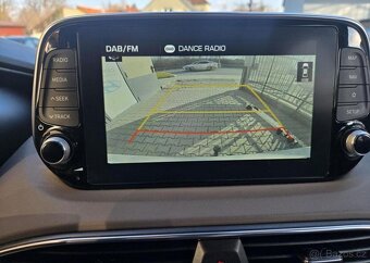 Hyundai Santa Fe 2.4-1.MAJITEL-4X4-AUT-TAŽNÉ 2t - 17