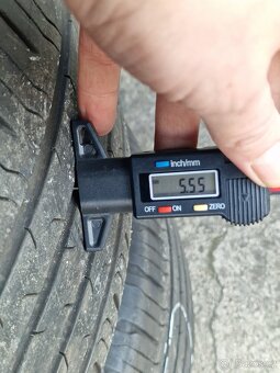 225/60/17 Originál Alu kola Hyundai Tuson - 17