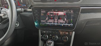 Superb 3 148tis.km L&K 2.0 TSI 206kW DSG 2021 ČR - 17
