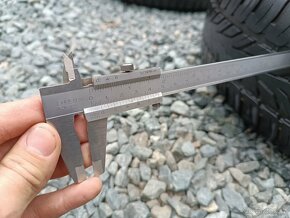 ALU kola Dezent MS510 5,5jx14H2 ET35, pneumatiky 185/60 R14 - 17