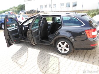 ŠKODA  OCTAVIA 3 2.0 TDI R.2015 ELEGANCE SERVISNÍ KNÍŽKA - 17