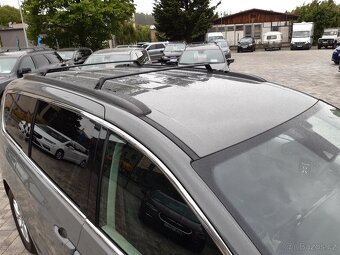 Chrysler Pacifica 3,6L V6 , kůže, radar, 2022 REZERVACE - 17