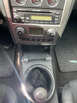 Hyundai coupe 2.0 - 17