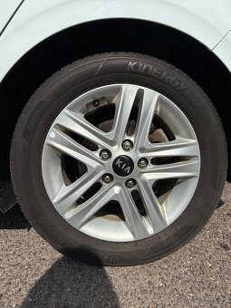 Kia Cee´d,  5HB CD 1,0 T-GDi GPF SPIN - 17