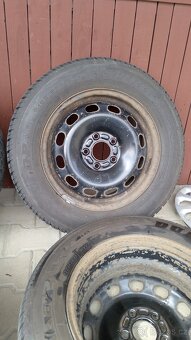 Zimní pneu -Dunlop Winter response 195/65 R15 91T - 17
