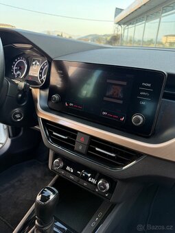 Škoda Scala 1.6 TDI 85kw DSG STYLE,R18,CarPlay,Kamera - 17