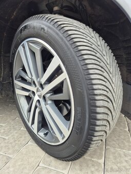 Audi Q5 2.0tdi-190Ps-S-tronic-S-Line-Alu R20-Servis Audi- - 17