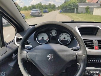 Peugeot 207 SW - 1.6 HDi - 68 kW + sada kol - 17