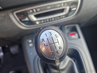 Renault Grand Scénic 1,5 DCI Privilege 7Míst 81KW - 17