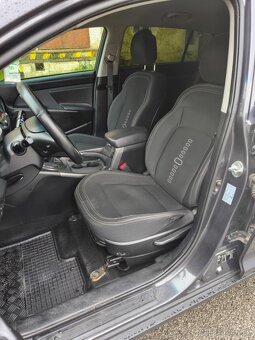 Kia Sportage 1,6 GDI 2WD 99KW / AJ NA SPLÁTKY / PROTIÚČET / - 17