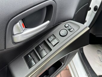 prodám Honda Civic 2.2Cdti 110kw - 17