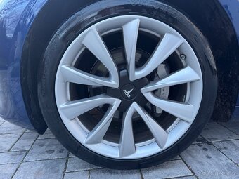 Tesla Model 3 Long Range 340Kw/Servisni historie/TOP - 17