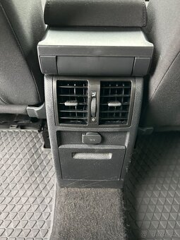 VOLKSWAGEN CADDY 2,0 TDI - AUTOM. PARKOVÁNÍ, TOP STAV - 17