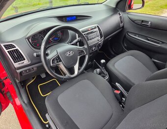Hyundai i20 1.25 16V 62KW/84PS R.V.10/2012 - 17