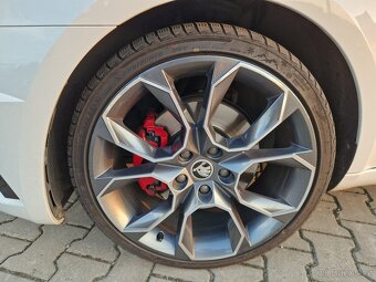 ŠKODA OCTAVIA 3 III RS 2.0 4X4 TDI 135 KW PO SERVISU - 17