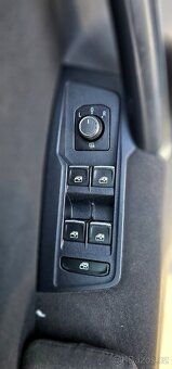 ► Volkswagen Tiguan, 1.4 TSI 92kW 4MOTION ⭐ - 17