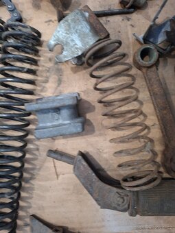 Jawa kyvacka 175, 250 - nahradni dily - 17