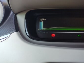RENAULT ZOE elektromobil - 17
