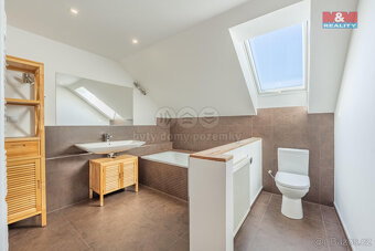 Prodej rodinného domu 4+kk, 196 m², Křížkový Újezdec - 17