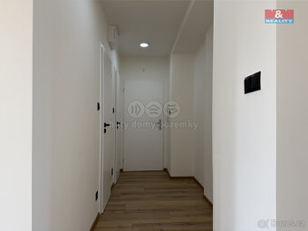 Prodej bytu 2+1, 51 m², Karviná, ul. Borovského - 17