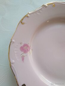 Hrnečky z růžového porcelánu (různé druhy 14ks) - 17
