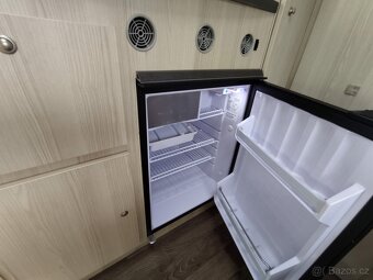 Obytný vůz Fiat Dobló - mini caravan - r2017 - 17