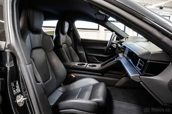 Porsche Taycan 4S CROSS TURISMO - 17