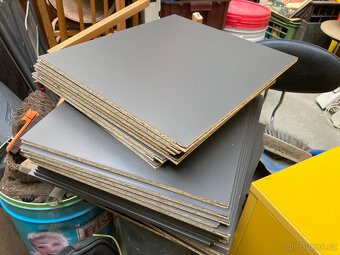 Skříň, skříňka kombinovaná se zámkem, knihovna 1.000 kč - 17